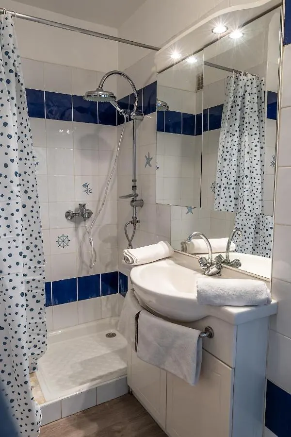 Appartement Cap Sud - 53M2- Vue Pyrenees- Hypercentre-Wifi Fibre -Nouvelle Literie à Tarbes France